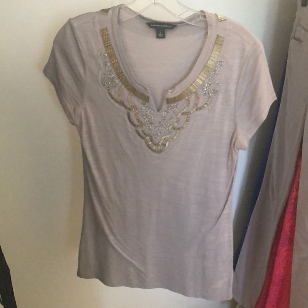 Banana Republic lilac v neck tee with sequin beading